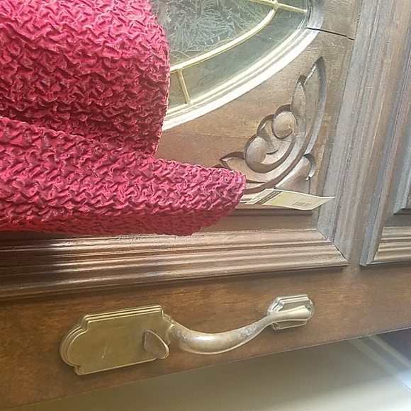 Dressy blouse for that special occasion Size.4 - Picture 6 of 6